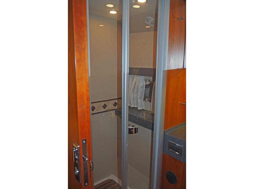 Cabine arri&egrave;re, H&eacute;bergements